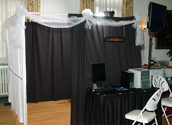 Party Booth - Photo Booth Rentals Kentucky